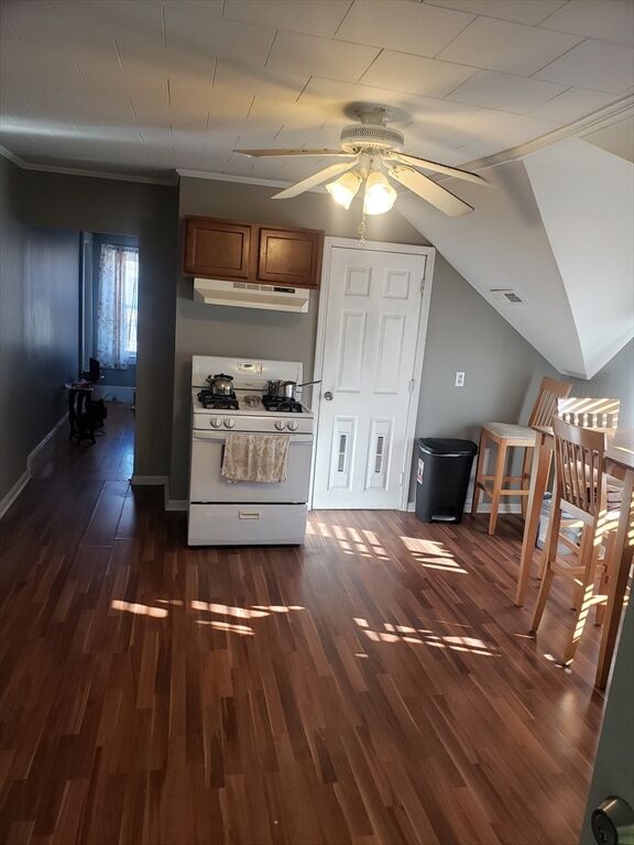 Property Photo:  7 Lanes Avenue 2  MA 02780 