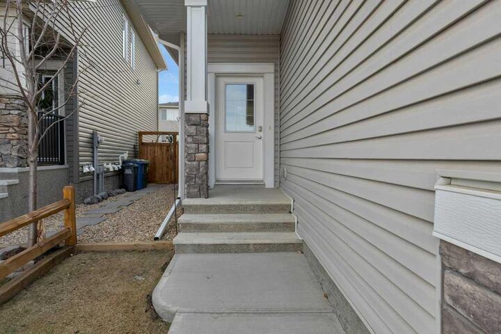 Property Photo:  137 Willow Park N  AB T4C 2N3 
