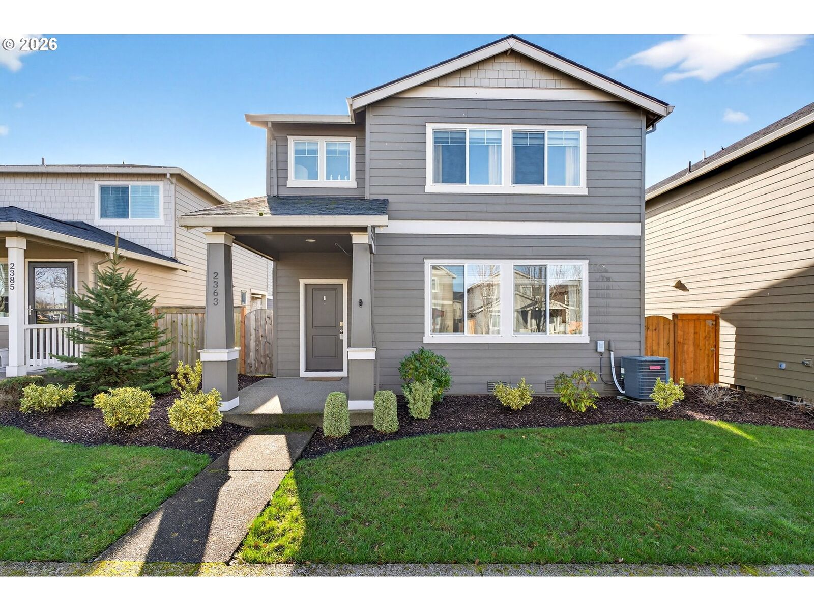 Property Photo: 2363 SE 17th Aly OR 97080