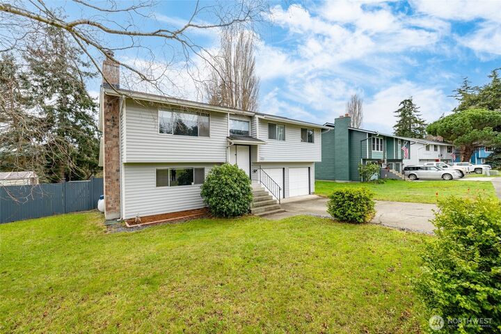 Property Photo:  953 NW Illahee Drive  WA 98277 