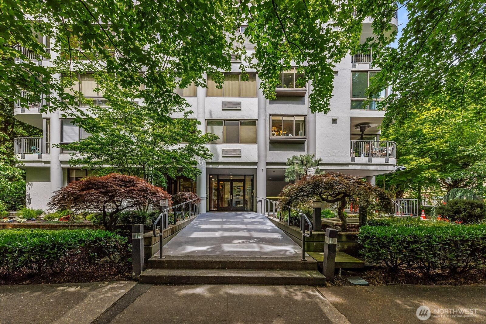 Property Photo:  1120  Spring Street 1301  WA 98104 