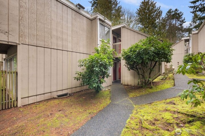 Property Photo:  4817  180th Street SW K204  WA 98037 