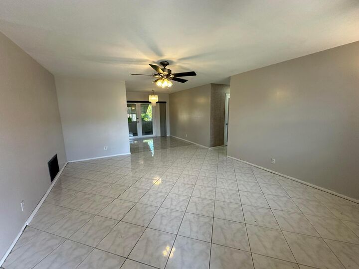 Property Photo: 7105 NW 57th Court FL 33321