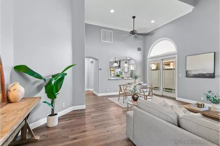 Property Photo: 9160 Paseo Cresta CA 92071