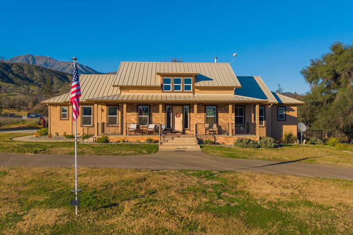 Property Photo:  13070 S Fork Road  CA 96047 