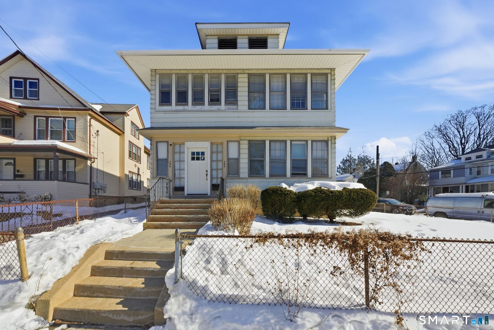 Property Photo:  254 Wayne Street  CT 06606 