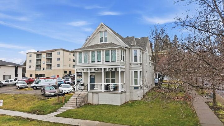 Property Photo:  422 4th St  WA 99004 