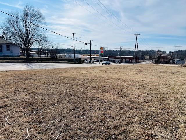 Property Photo:  120 E Chicago Avenue  OK 74085 