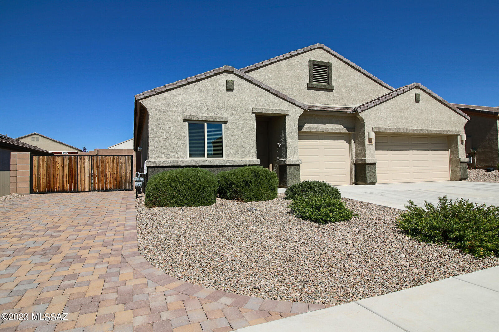 Property Photo:  254 W Sg Posey Street  AZ 85641 