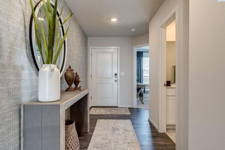 Property Photo: 11328 Norfolk Drive WA 99301