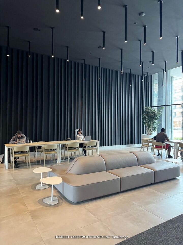 Property Photo: 500 Wilson Avenue 1217 ON M3H 0E5