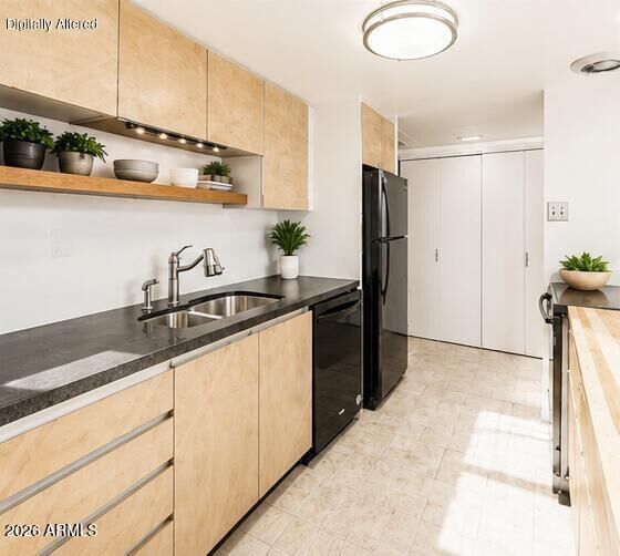 Property Photo: 207 W Clarendon Avenue 3H AZ 85013