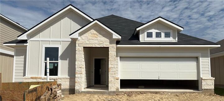 Property Photo: 5512 Harriet Street TX 77807
