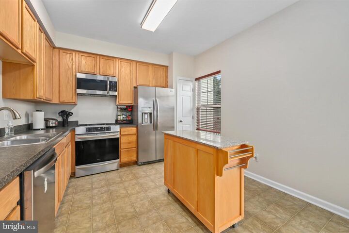 Property Photo:  10260 Whitworth Lane  VA 20110 