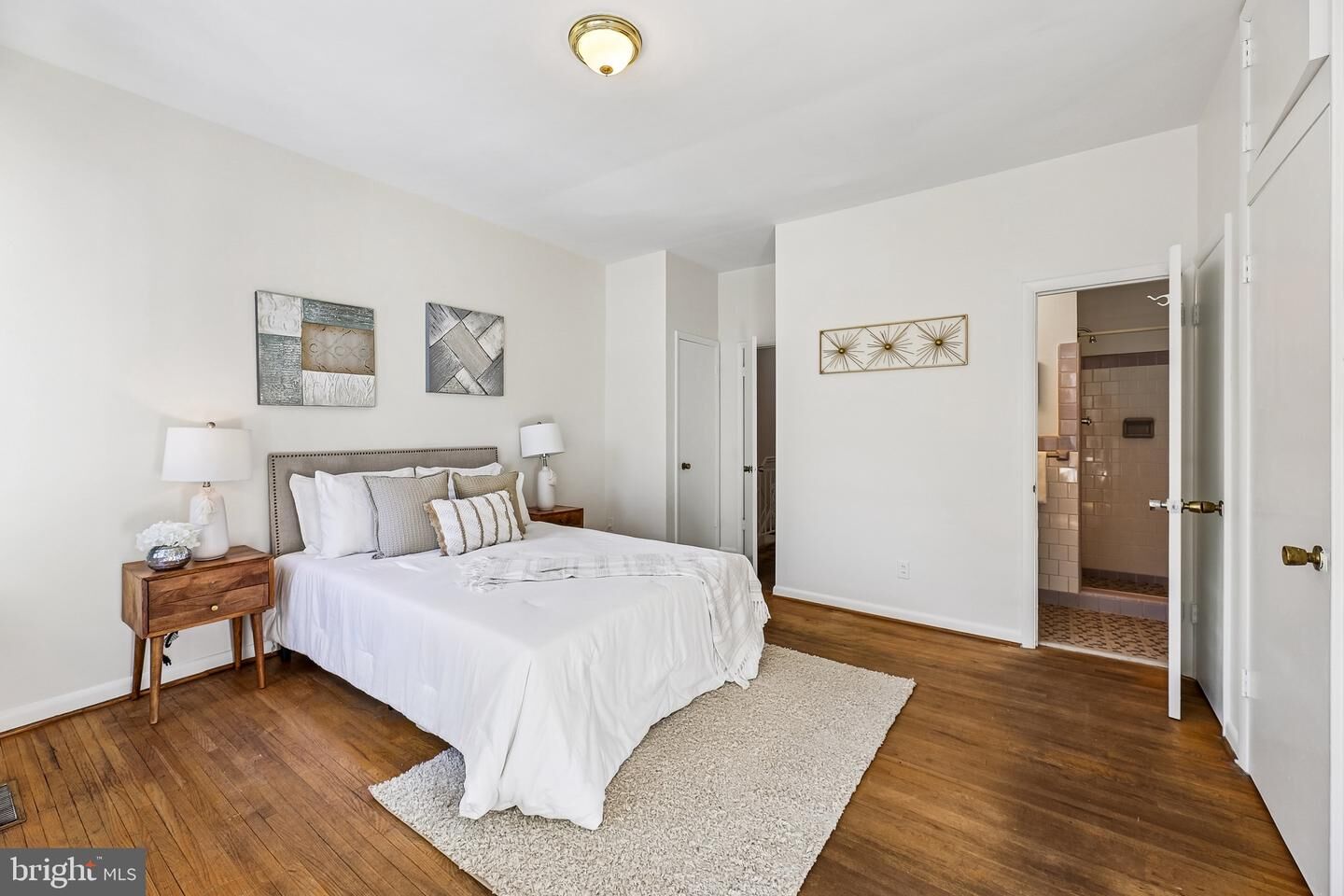 Property Photo: 812 North Carolina Avenue SE DC 20003