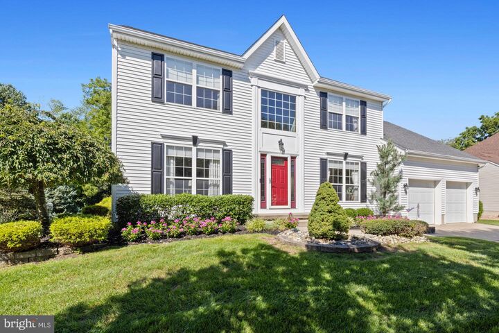 Property Photo:  14 Patriot Lane  NJ 08012 