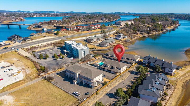 Property Photo: 110 Jamison Lane, Unit C-4 AR 71913