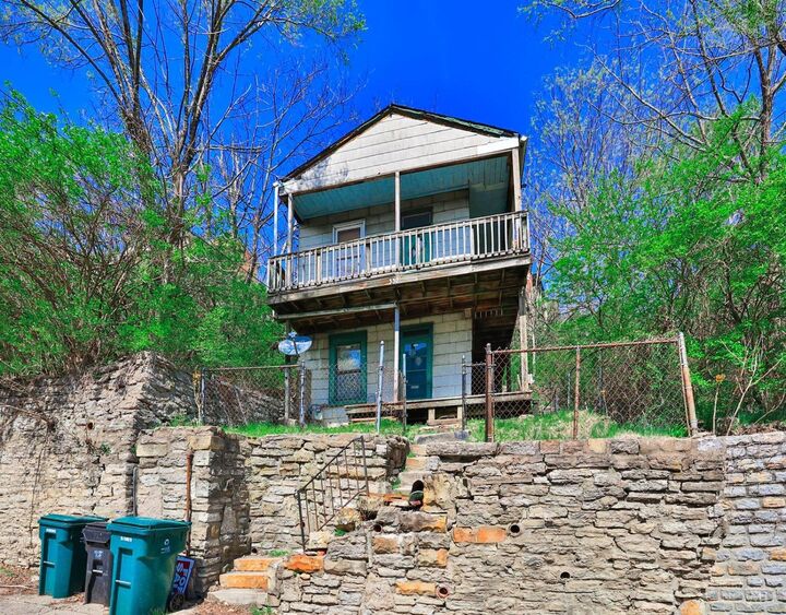 Property Photo: 330 Oregon Street OH 45202