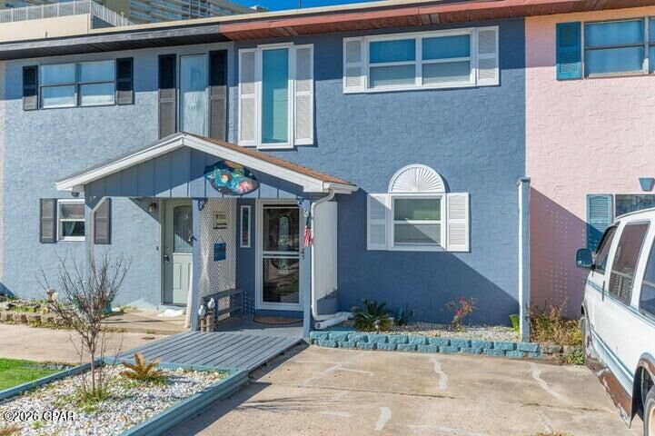 Property Photo:  636 W Caladium Circle B  FL 32413 