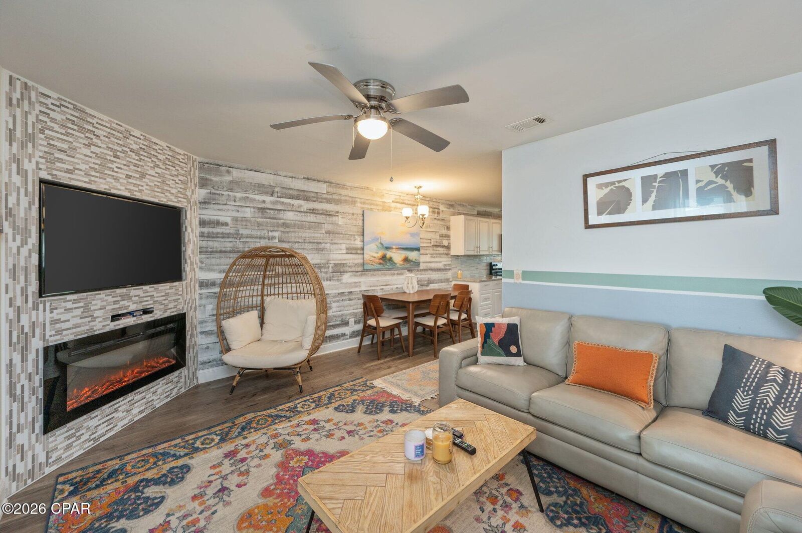 Property Photo:  636 W Caladium Circle B  FL 32413 