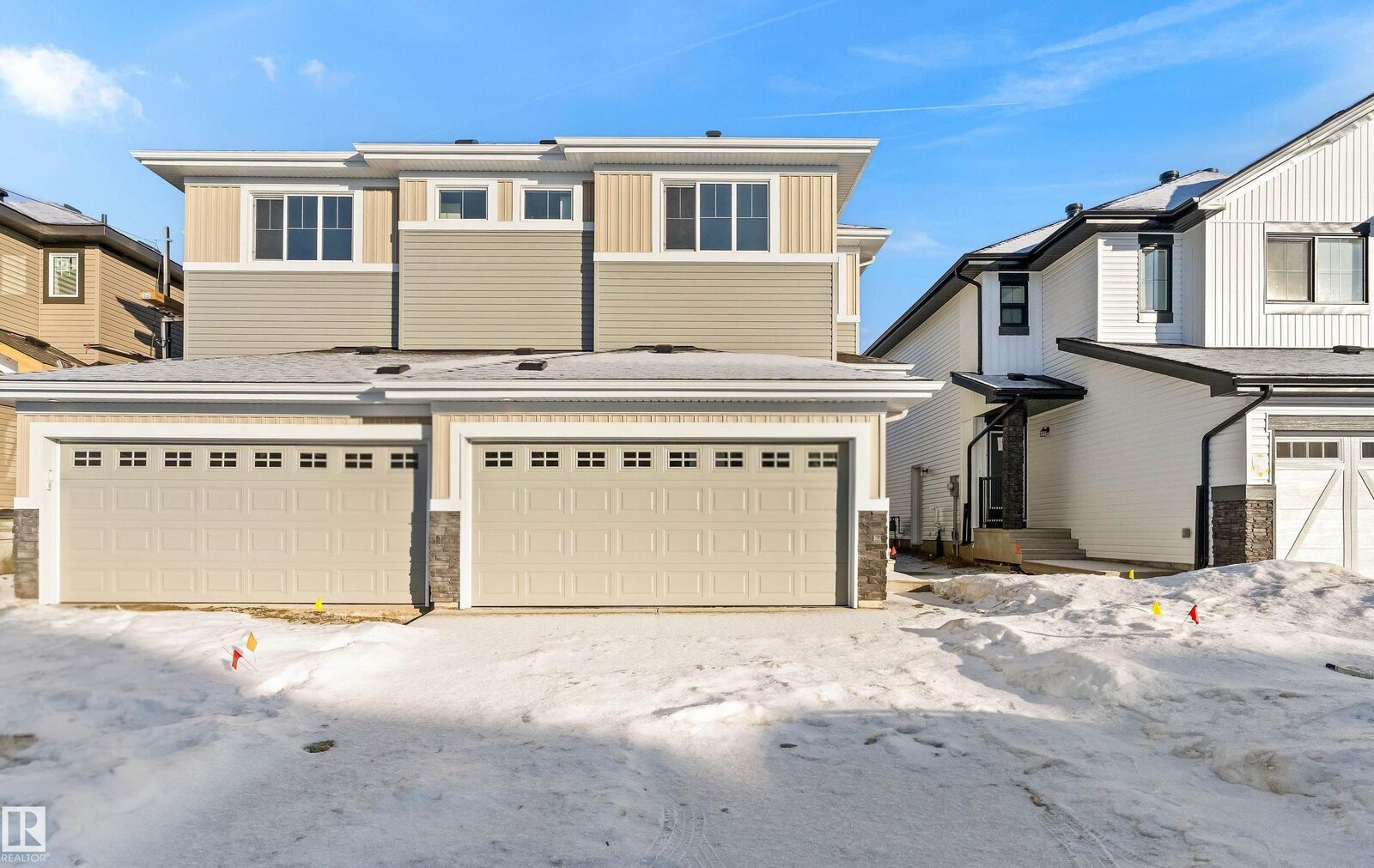Property Photo:  920 18 Avenue NW  AB T6T 2X4 