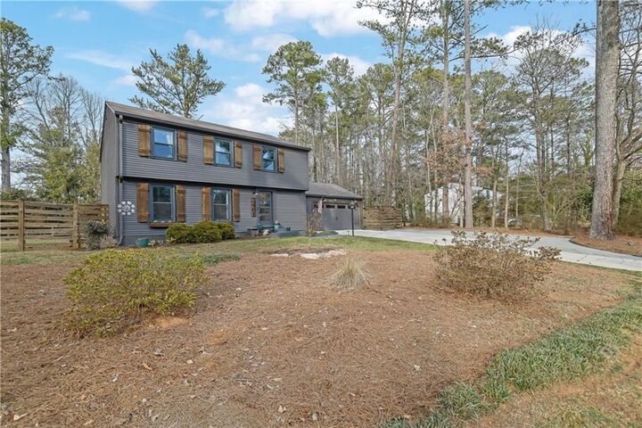 Property Photo: 3401 Valley View Drive GA 30068