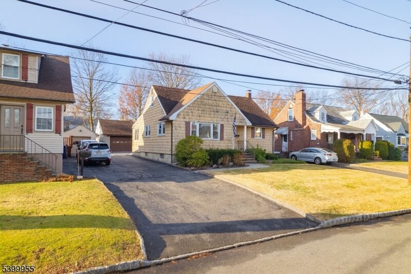 Property Photo:  45 Lexington Blvd  NJ 07066 