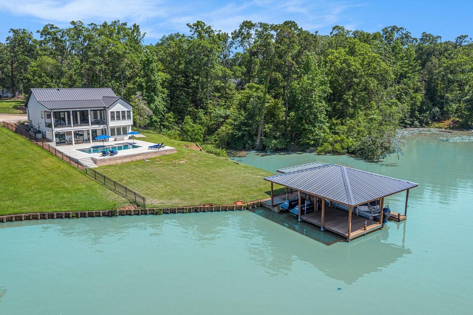 Property Photo:  111 Seagull Path  TX 77364 