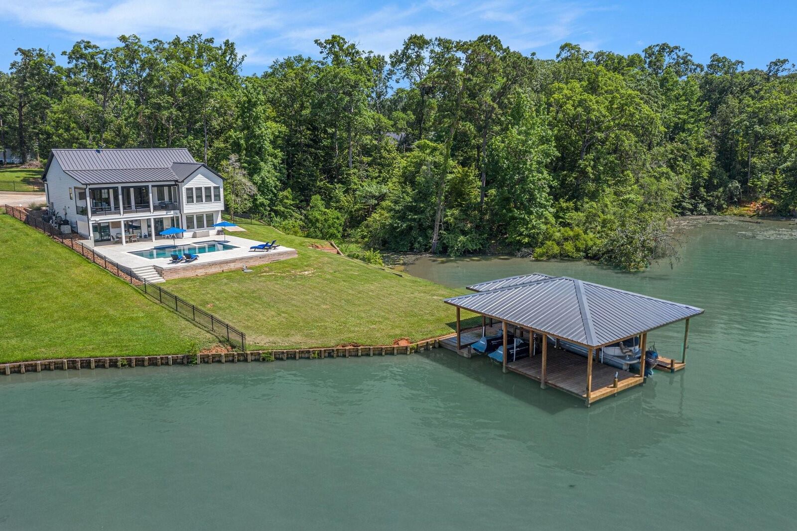 Property Photo:  111 Seagull Path  TX 77364 