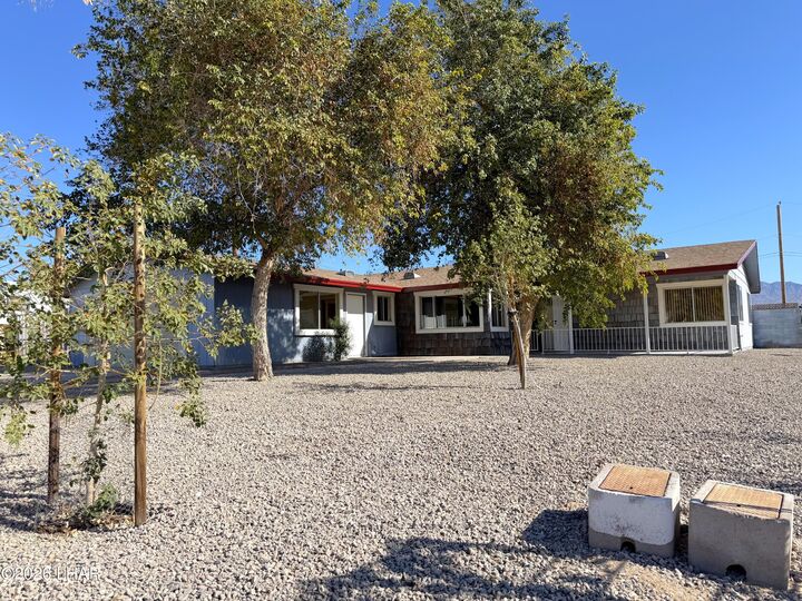 Property Photo:  3704 Garnet Cir  AZ 86404 