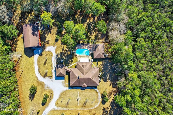 Property Photo:  20419 Robinson Road  MS 39503 