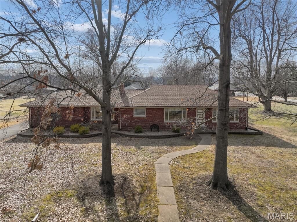 Property Photo:  838 Middleboro Drive  MO 63125 