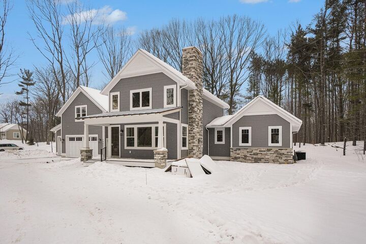 Property Photo:  14805 Crest View Court  MI 49090 