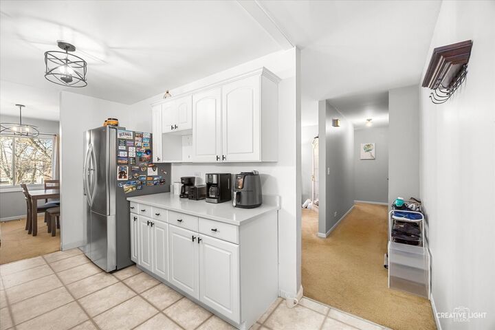 Property Photo:  2928 Roberts Drive 8  IL 60517 