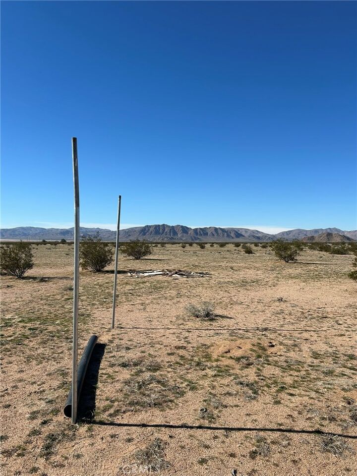 Property Photo:  0 Jashua Apn-0453-301-07-0000 Avenue  CA 92356 