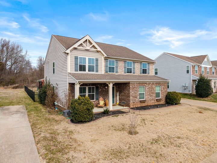 Property Photo:  1601 Muirwood Blvd  TN 37128 