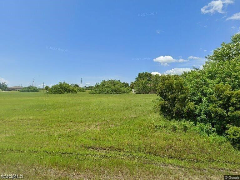 Property Photo: 2925 Tropicana Parkway W FL 33993