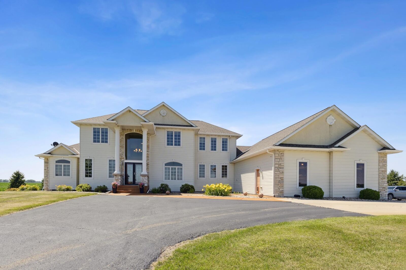 Property Photo:  23535 York Road  MN 55350 