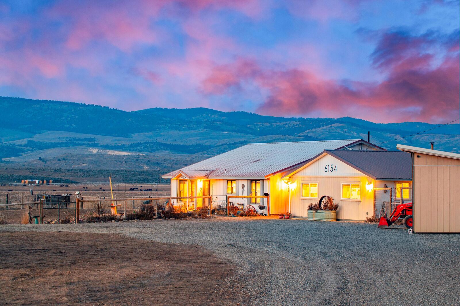 Property Photo:  6154 John Day Highway  OR 97908 