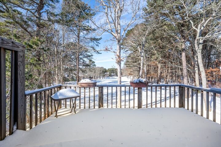 Property Photo:  8 Oak Glen  MA 02675 