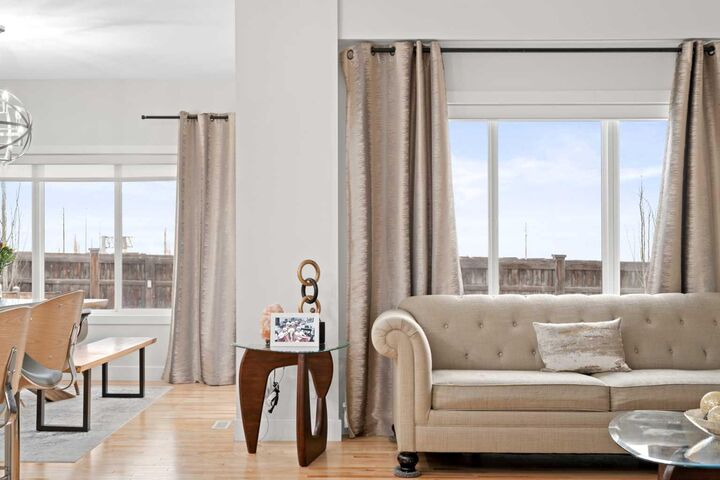 Property Photo: 115 Mahogany Way SE AB T3M 1N5