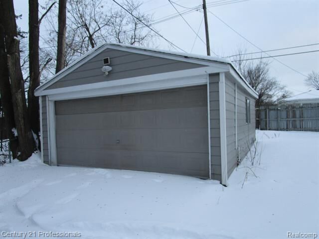 Property Photo:  22811 Purdue Avenue  MI 48336 