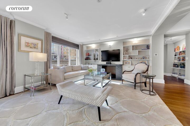 Property Photo:  8 E 83rd Street 7F  NY 10028 