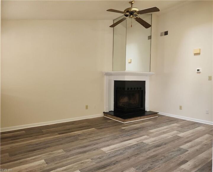 Property Photo:  3770 Towne Point Rd B  VA 23703 