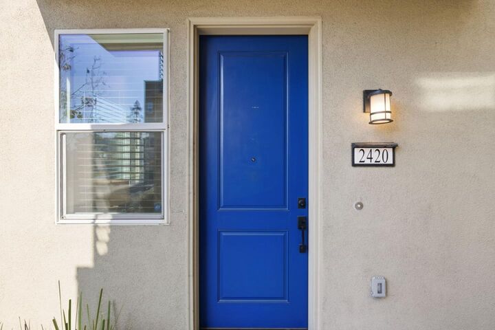 Property Photo: 2420 Kita Lane CA 95133