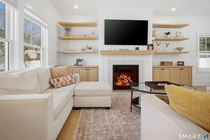 Property Photo:  196 Robin Lane  CT 06824 