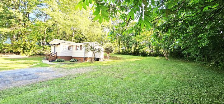 Property Photo:  508 S Church Ave  SC 29356 