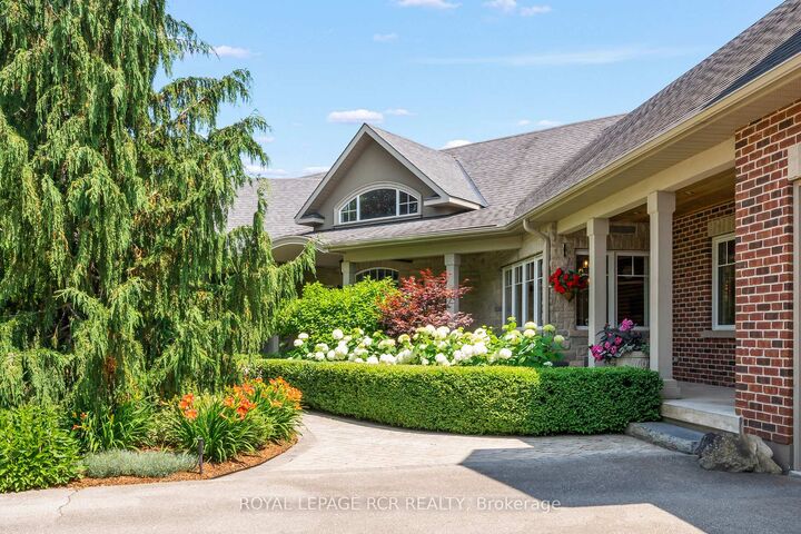 Property Photo: 9727 Dundas Street E ON N0B 1T0