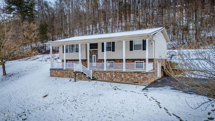 Property Photo:  135 Riders Drive  VA 24251 