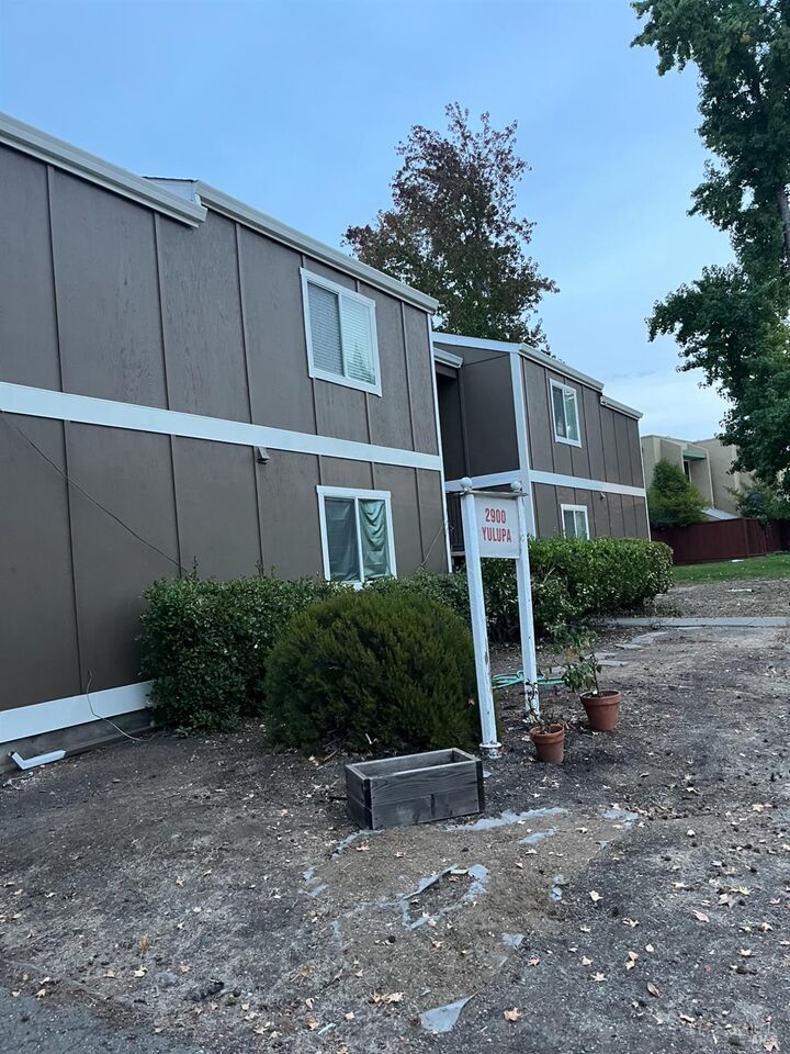 Property Photo:  2900 Yulupa Avenue  CA 95405 